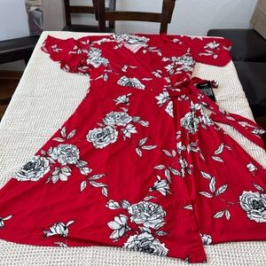 Women’s Plus Size Avenue Red Floral Midi Wrap Dress